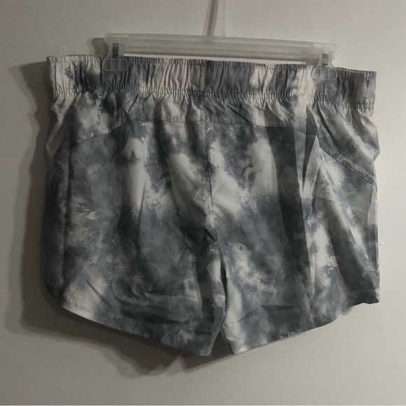 Women’s swimming  short two side pockets side breathable mesh gray tie dye. XXL - Picture 2 of 4